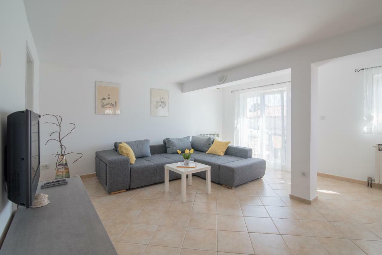 Apartment Lavanda 프레멘투라 외부 사진
